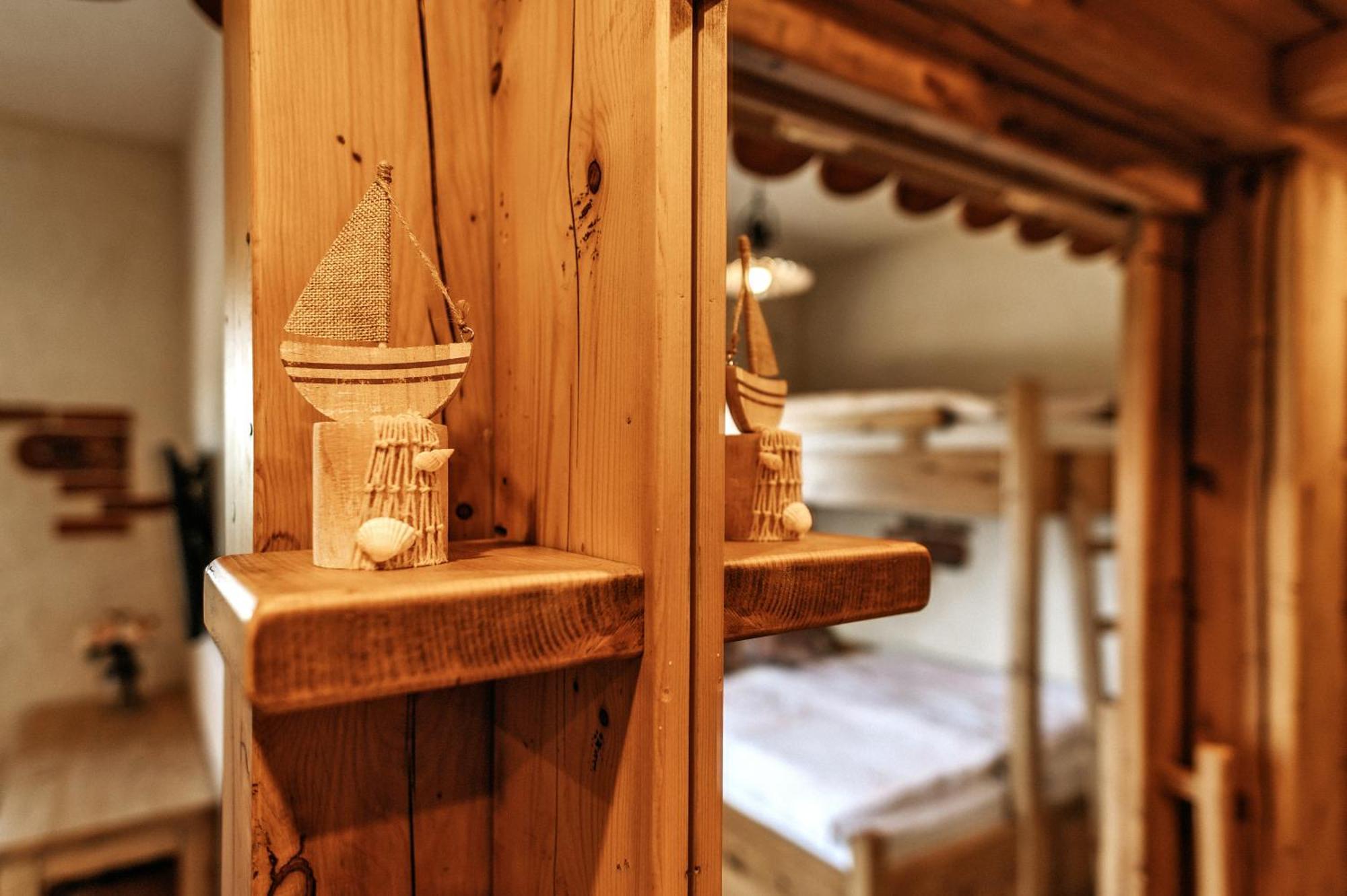 Gostilnica Orle - Sleeping In The Tower Hotel Škofljica Екстериор снимка